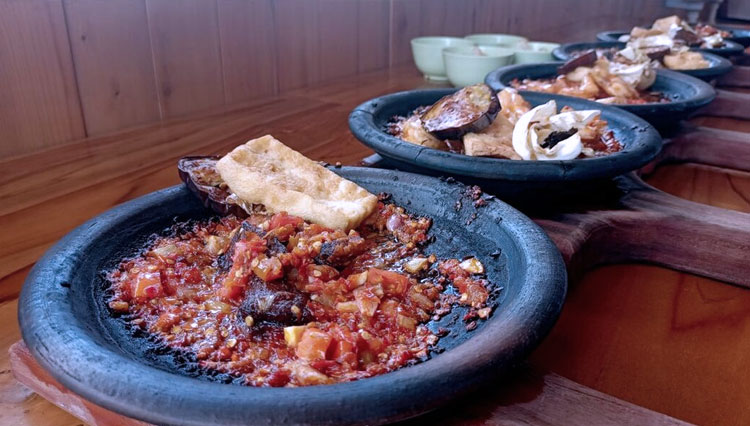 Rahasia Rasa Sambal Cobek Bakar yang Menggigit di Jantung Cilacap