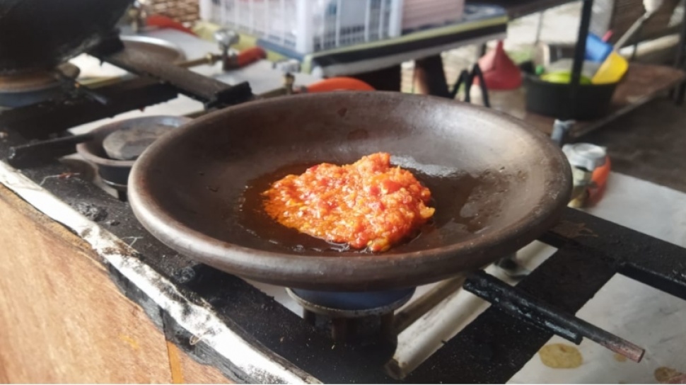 Sambal Cobek Bakar: Rasa Pedas yang Menggigit di Jantung Cilacap